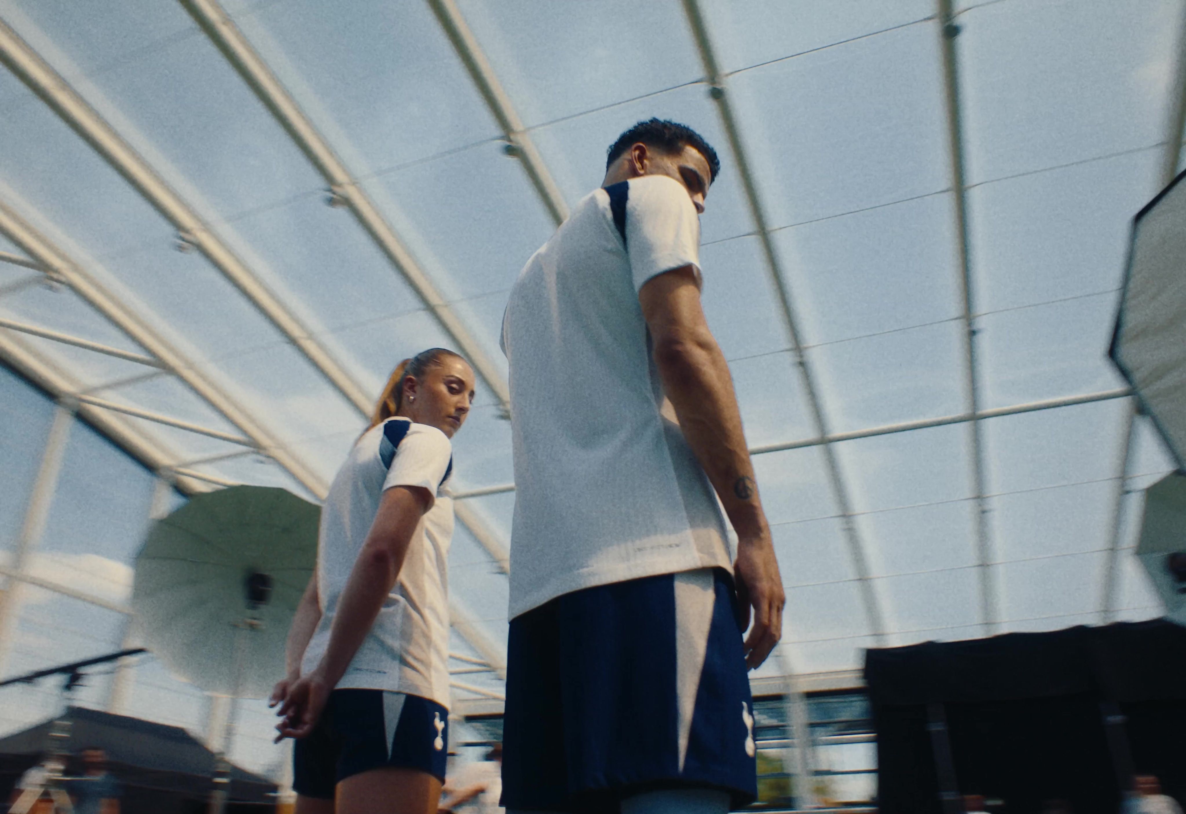 In Darkness We Dare - 2025/26 Away Kit revealed | Tottenham
