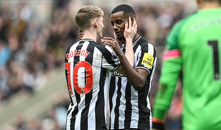 Alexander Isak and Anthony Gordon proved a handful last season...