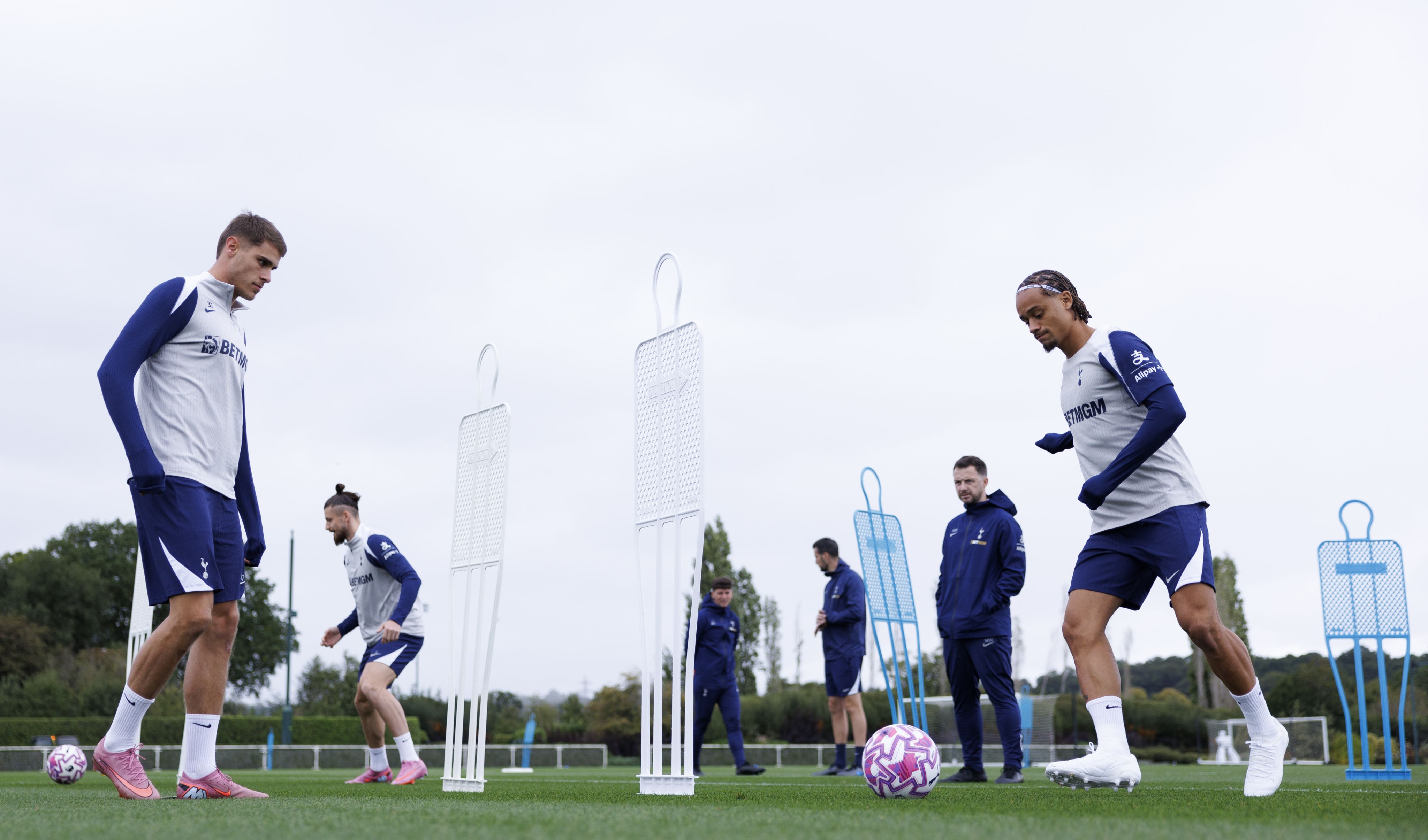 Tottenham Hotspur players during a training drill